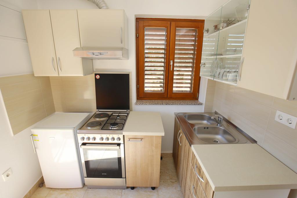 Holiday Home Zemljak Sukosan Exterior photo