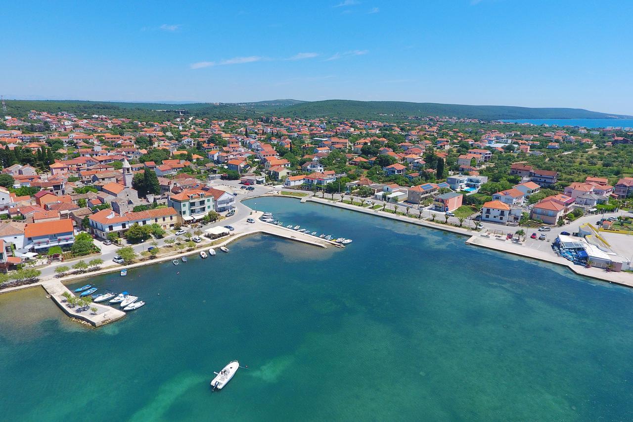 Holiday Home Zemljak Sukosan Exterior photo